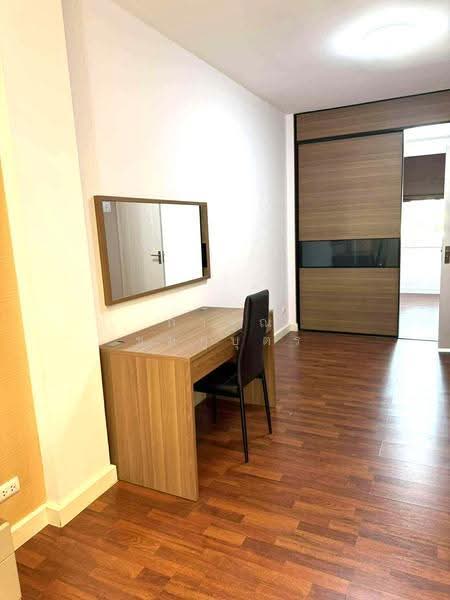 Urban Sathorn, Bangkok, Ratchaphruek Road, Bang Chak, Phasi Charoen, Bangkok, 3 Bedrooms, 206 sqm, Townhouse For Rent, by การุณ ชมภูบุตร, 500512611 - DDproperty.com