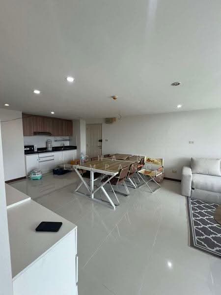 Family Ratchada, Bangkok, Sutthisan Winitchai Road, Samsen Nai, Phaya Thai, Bangkok, 3 Bedrooms, 90 sqm, Condo For Sale, by Nicha Na Lampang, 500512613 - DDproperty.com
