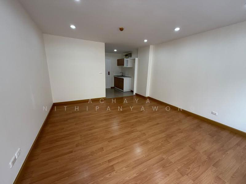 The Link Sukhumvit 50, Bangkok, Soi Sukhumvit 50, Sukhumvit Road, Phra Kanong, Khlong Toei, Bangkok, 1 Bedroom, 32 sqm, Condo For Sale, by Achaya Nithipanyawong, 500512652 - DDproperty.com