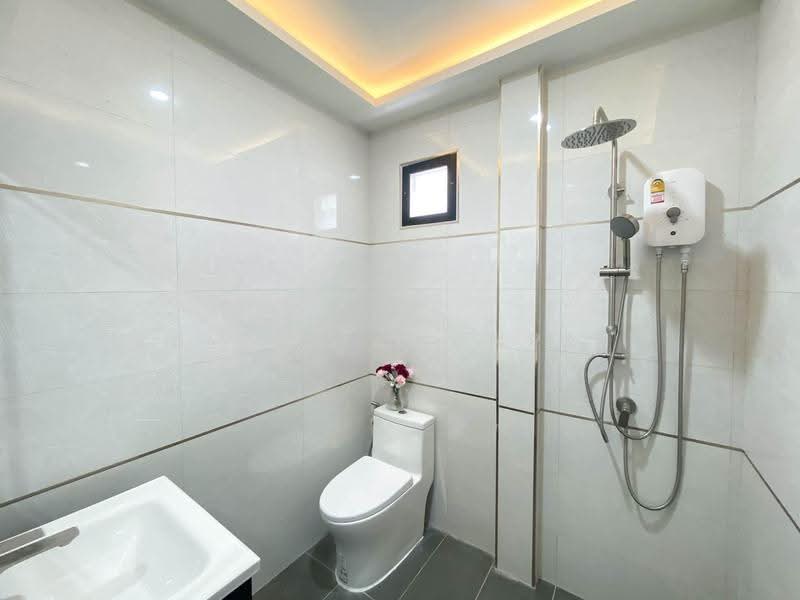 undefined, Chon Buri (Pattaya), Nong Pru, Bang Lamung (Pattaya), Chon Buri (Pattaya), 3 Bedrooms, 120 sqm, Single Detached House For Sale, by Valen Lokunpai , 500512685 - DDproperty.com