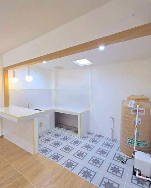 Moobaan Parichard 345 : หมู่บ้านปาริชาติ 345, ปทุมธานี, ถนน 345, บางคูวัด, เมืองปทุมธานี, ปทุมธานี, 76 ตร.ม., ทาวน์เฮ้าส์ ขาย, โดย กัณต์ฤทัย โพธิ์สุวรรณ, 500512729 - DDproperty.com