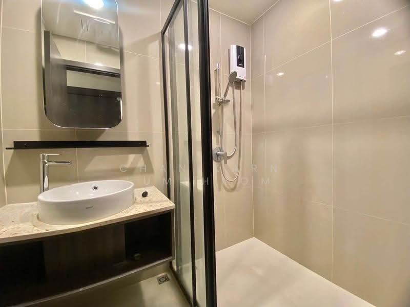 XT Huaikhwang, Bangkok, 244 Ratchadaphisek Road, Huai Khwang, Bangkok, 1 Bedroom, 30 sqm, Condo For Rent, by Chanikarn Lumphrom, 500512742 - DDproperty.com