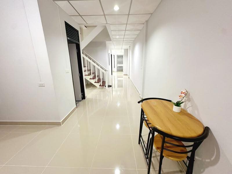 Moobaan Parichard 345, Pathum Thani, 345 Road, Bang Khu Wat, Muang Pathum Thani, Pathum Thani, 2 Bedrooms, 80 sqm, Townhouse For Sale, by กัณต์ฤทัย โพธิ์สุวรรณ, 500512777 - DDproperty.com