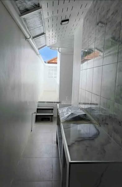 4-BR House, Chon Buri (Pattaya), Nong Pru, Bang Lamung (Pattaya), Chon Buri (Pattaya), 4 Bedrooms, 382 sqm, Single Detached House For Sale, by Valen Lokunpai , 500512790 - DDproperty.com