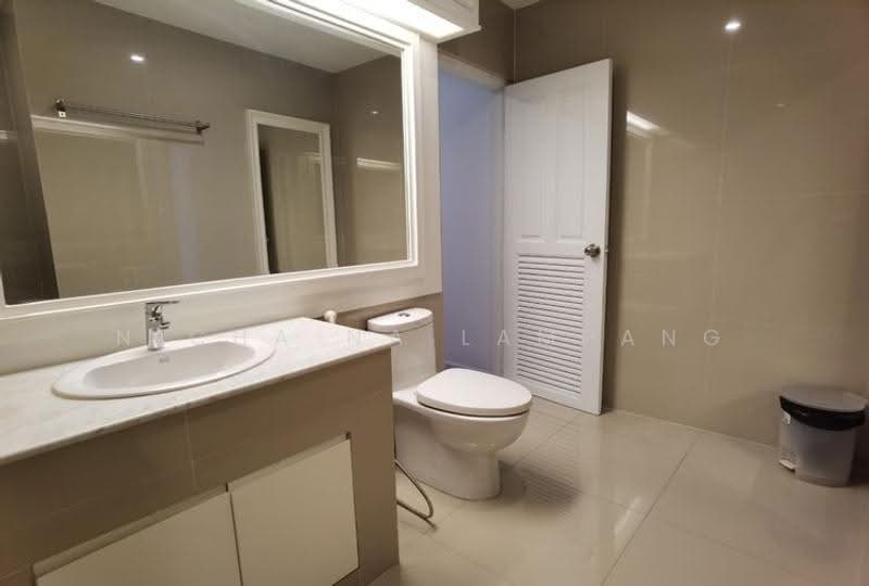 La Maison Ruamrudee, Bangkok, Ploenchit, Lumphini, Pathum Wan, Bangkok, 2 Bedrooms, 197 sqm, Condo For Sale, by Nicha Na Lampang, 500512807 - DDproperty.com