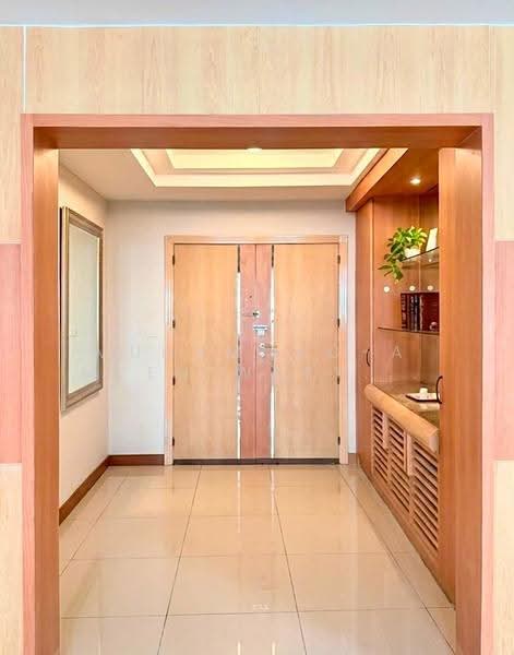 President Park Sukhumvit 24, Bangkok, 99 Sukhumvit 24 Alley, Khlongtoei Nua, Watthana, Bangkok, 3 Bedrooms, 270 sqm, Condo For Rent, by Muhammad-ameen Waeyusoh, 500512824 - DDproperty.com