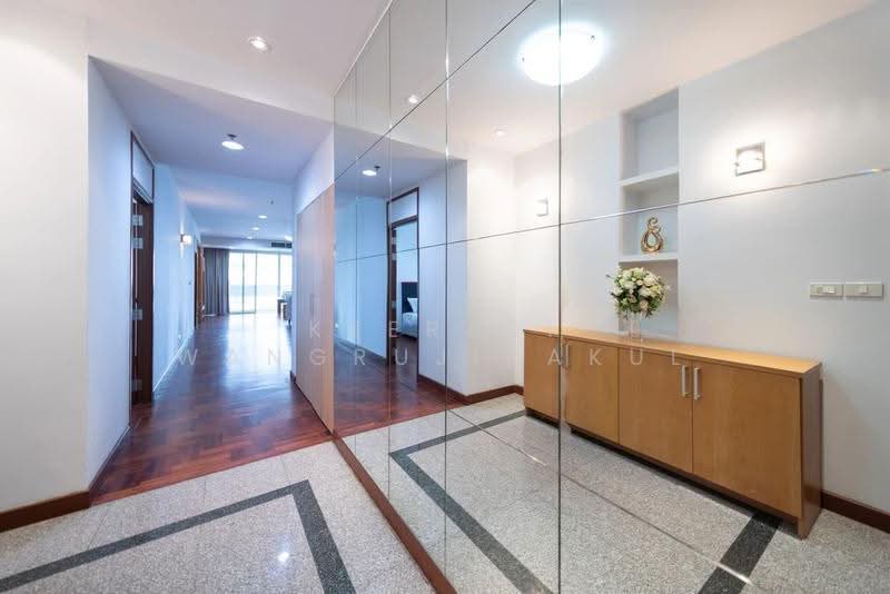 The Grand Sethiwan, Bangkok, 82 Soi Sukhumvit 24, Khong Tan, Khlong Toei, Bangkok, 3 Bedrooms, 250 sqm, Apartment For Rent, by Keerati Wangrujirakul, 500512845 - DDproperty.com