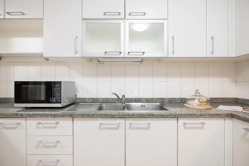 The Grand Sethiwan, Bangkok, 82 Soi Sukhumvit 24, Khong Tan, Khlong Toei, Bangkok, 3 Bedrooms, 250 sqm, Apartment For Rent, by Keerati Wangrujirakul, 500512845 - DDproperty.com