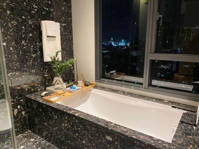 BEATNIQ Sukhumvit 32, Bangkok, Soi Sukhumvit 32, Sukhumvit Road, Khong Tan, Khlong Toei, Bangkok, 2 Bedrooms, 83 sqm, Condo For Rent, by Keerati Wangrujirakul, 500512850 - DDproperty.com