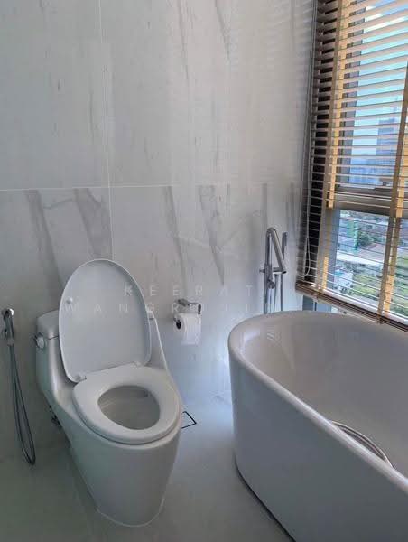 Kraam Sukhumvit 26, Bangkok, 55 Soi Sukhumvit 26 Sukhumvit Road, Khong Tan, Khlong Toei, Bangkok, 2 Bedrooms, 110 sqm, Condo For Rent, by Keerati Wangrujirakul, 500512879 - DDproperty.com