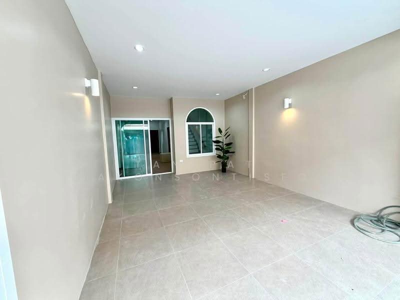 undefined, กรุงเทพ, ลาดพร้าว, กรุงเทพ, 204 ตร.ม., บ้านเดี่ยว ขาย, โดย Tanapat Sakonsontised, 500512919 - DDproperty.com