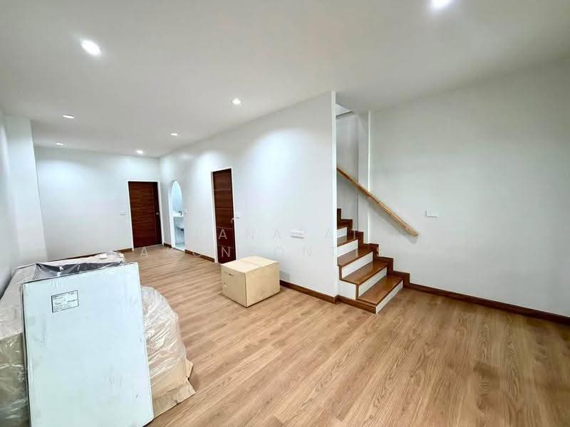 undefined, กรุงเทพ, ลาดพร้าว, กรุงเทพ, 204 ตร.ม., บ้านเดี่ยว ขาย, โดย Tanapat Sakonsontised, 500512919 - DDproperty.com