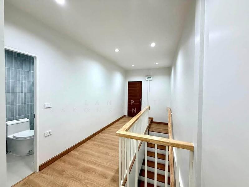 undefined, Bangkok, Lat Phrao, Bangkok, 3 Bedrooms, 204 sqm, Single Detached House For Sale, by Tanapat Sakonsontised, 500512919 - DDproperty.com
