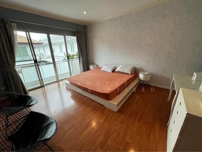Private Nirvana Ladprao, Bangkok, Pradit Manutham Road, Khlong Chan, Bang Kapi, Bangkok, 4 Bedrooms, 200 sqm, Single Detached House For Rent, by Tanapat Sakonsontised, 500512925 - DDproperty.com