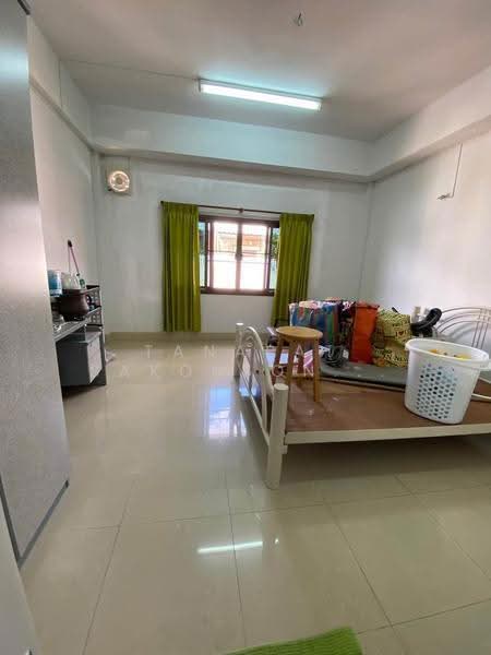 6-BR Townhouse, Bangkok, Bang Sue, Bangkok, 6 Bedrooms, 200 sqm, Townhouse For Sale, by Tanapat Sakonsontised, 500512933 - DDproperty.com