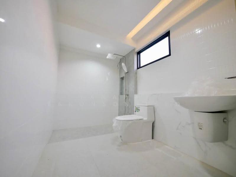 3-BR House, Bangkok, Nuan Chan, Bueng Kum, Bangkok, 3 Bedrooms, 177 sqm, Single Detached House For Sale, by Tanapat Sakonsontised, 500512961 - DDproperty.com