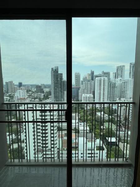 Noble Refine, Bangkok, Soi Sukhumvit 26, Sukhumvit Road, Khong Tan, Khlong Toei, Bangkok, 1 Bedroom, 52 sqm, Condo For Rent, by Muhammad-ameen Waeyusoh, 500513089 - DDproperty.com