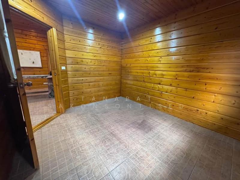 3-BR House, Bangkok, Praborommaharatchawang, Phra Nakhon, Bangkok, 3 Bedrooms, 204 sqm, Single Detached House For Rent, by Tanapat Sakonsontised, 500513110 - DDproperty.com