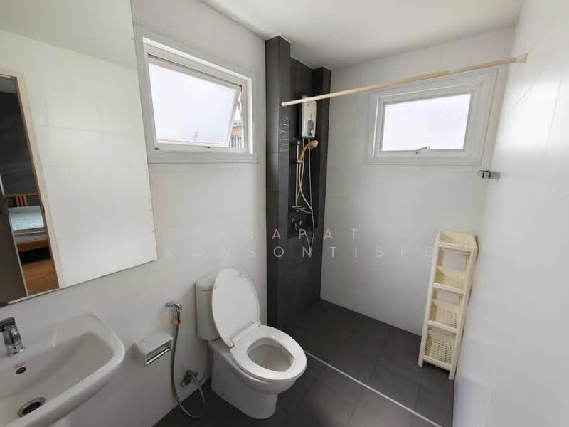 Lumpini Town Residence Ladprao Station, Bangkok, Jom Phon, Chatuchak, Bangkok, 4 Bedrooms, 200 sqm, Townhouse For Rent, by Tanapat Sakonsontised, 500513140 - DDproperty.com