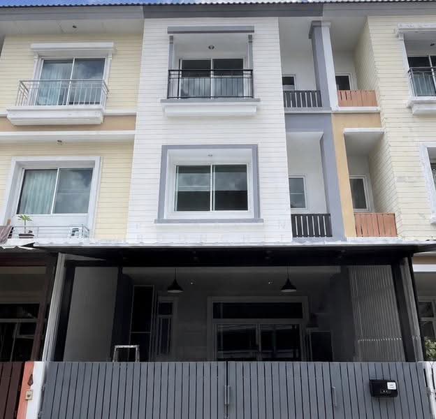 Grandity Sathupradit, Bangkok, Sathupradit Road, Bang Klo, Bang Kho Laem, Bangkok, 3 Bedrooms, 200 sqm, Townhouse For Sale, by Pichamon Boonchit, 500513151 - DDproperty.com