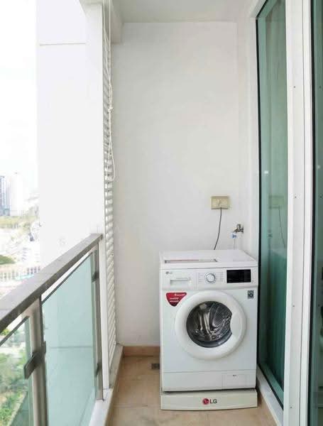 TC Green Rama 9, Bangkok, Rama 9 Road, Huai Khwang, Bangkok, 1 Bedroom, 40 sqm, Condo For Rent, by Tanapat Sakonsontised, 500513163 - DDproperty.com