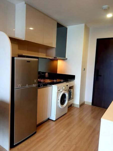 Sky Walk Residences, Bangkok, 1599 Sukhumvit Road, Phra Kanong Nua, Watthana, Bangkok, 1 Bedroom, 54 sqm, Condo For Rent, by Keerati Wangrujirakul, 500513168 - DDproperty.com