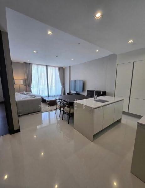 Q1 Sukhumvit, Bangkok, 1 Sukhumvit Road, Khlong Toei, Bangkok, 2 Bedrooms, 108 sqm, Condo For Rent, by Connex Property, 500513201 - DDproperty.com