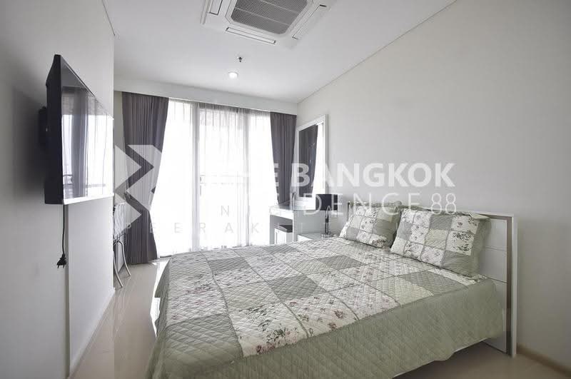 The Lakes, Bangkok, 123 Ratchadaphisek Road, Khlong Toei, Bangkok, 3 Bedrooms, 174 sqm, Condo For Rent, by Nicha Peerakittikul, 500513222 - DDproperty.com