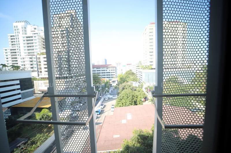 Taka Haus, Bangkok, 99 Soi Ekamai 10, Khlong Tan Nua, Watthana, Bangkok, 2 Bedrooms, 53 sqm, Condo For Sale, by Muhammad-ameen Waeyusoh, 500513227 - DDproperty.com
