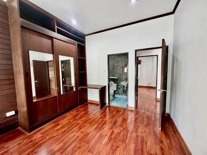 ให้เช่าบ้านเดี่ยว ม.ฟอเรสต้า สวนเสือ ศรีราชา, Chon Buri (Pattaya), Surasak, Si Racha, Chon Buri (Pattaya), 2 Bedrooms, 120 sqm, Single Detached House For Rent, by Dusit Saengfa, 500513265 - DDproperty.com