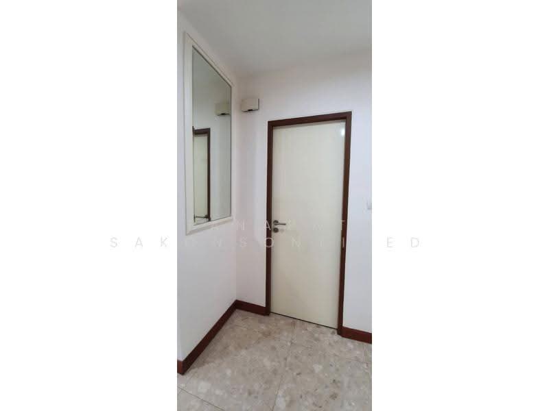 Sathorn Gardens, Bangkok, 39 South Sathorn Road, Thung Maha Mek, Sathon, Bangkok, 2 Bedrooms, 64 sqm, Condo For Sale, by Tanapat Sakonsontised, 500513276 - DDproperty.com