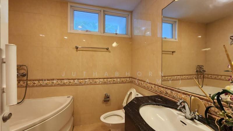 Baan Thanon Sarasin condominium, Bangkok, Sarasin, Lumphini, Pathum Wan, Bangkok, 2 Bedrooms, 100 sqm, Condo For Rent, by Juthabhorn Uppachit (Amy), 500513304 - DDproperty.com
