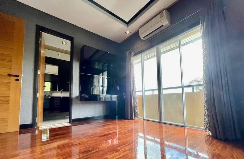 Grand Bangkok Boulevard Kaset-Nawamin, Bangkok, Khlong Kum, Bueng Kum, Bangkok, 5 Bedrooms, 367 sqm, Single Detached House For Sale, by Papatsarin Jirapolruangchai, 500513336 - DDproperty.com
