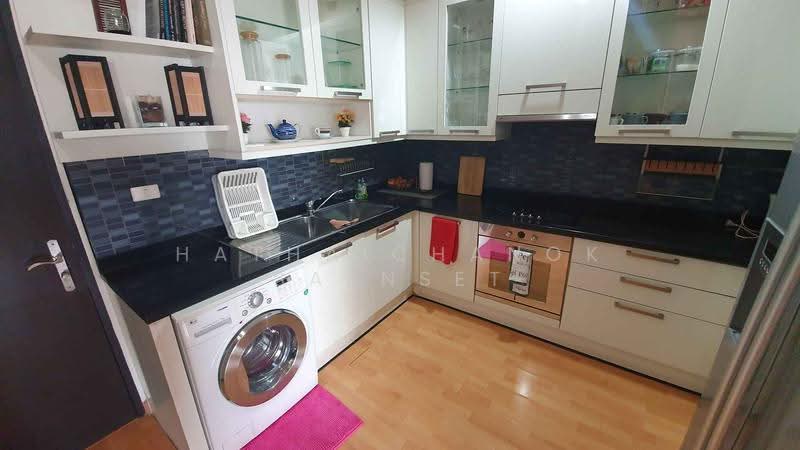 Citi Smart Sukhumvit 18, Bangkok, 366 Soi Sukhumvit 18, Sukhumvit Road, Khlong Toei, Bangkok, 3 Bedrooms, 157 sqm, Condo For Rent, by Hathaichanok Saenset, 500513350 - DDproperty.com