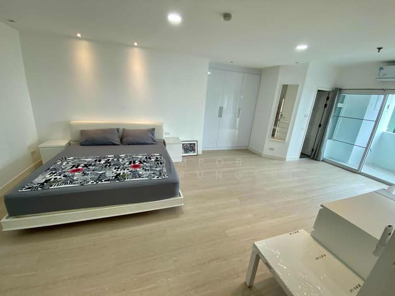 Fifty Fifth Tower, Bangkok, 84 Soi Sukhumvit 55, Sukhumvit Road, Khlong Tan Nua, Watthana, Bangkok, 3 Bedrooms, 165 sqm, Condo For Rent, by Sompob Buaparungsri, 500513368 - DDproperty.com