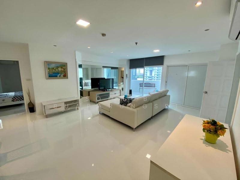 Fifty Fifth Tower, Bangkok, 84 Soi Sukhumvit 55, Sukhumvit Road, Khlong Tan Nua, Watthana, Bangkok, 3 Bedrooms, 165 sqm, Condo For Rent, by Sompob Buaparungsri, 500513368 - DDproperty.com