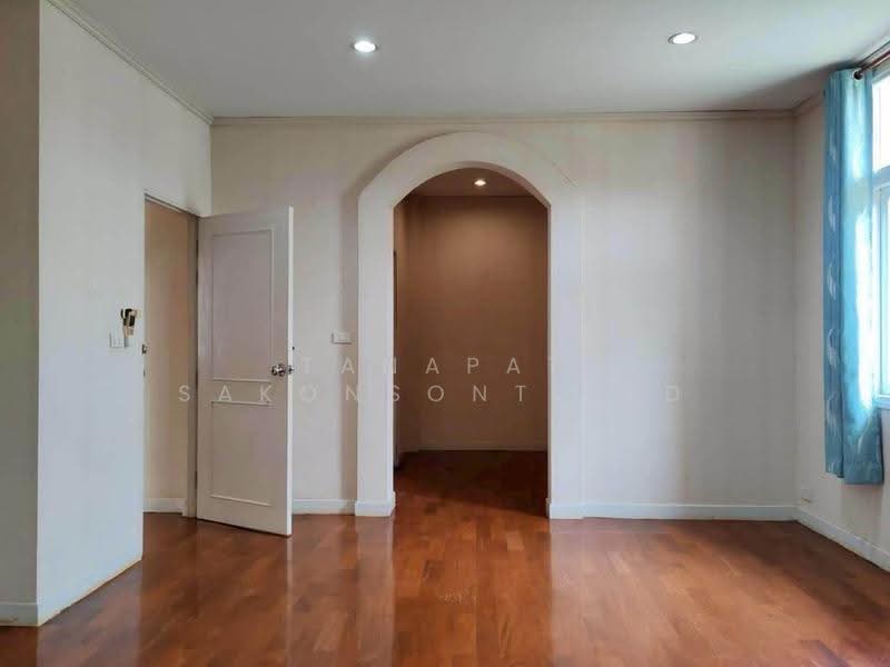 undefined, Bangkok, Thung Song Hong, Lak Si, Bangkok, 3 Bedrooms, 263 sqm, Single Detached House For Rent, by Tanapat Sakonsontised, 500513379 - DDproperty.com