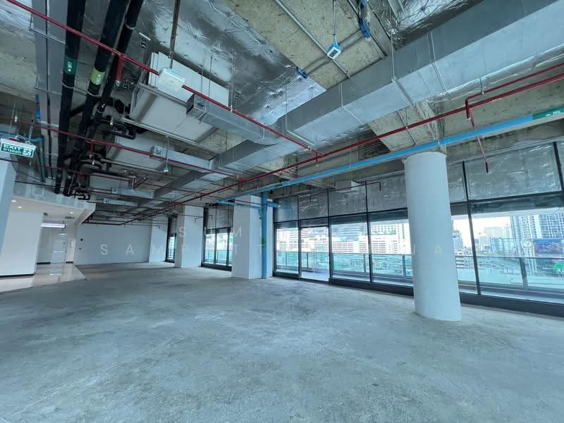 Space for rent Ratchada, Rama 9, Bangkok, Din Daeng, Bangkok, , 100 sqm, Retail Space For Rent, by Sumitara Sampattavanija, 500513437 - DDproperty.com