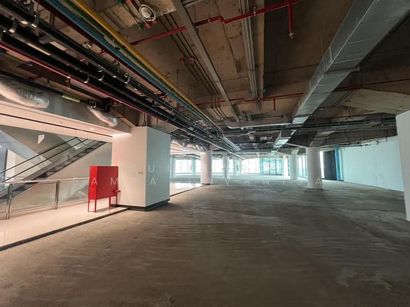 Space for rent Ratchada, Rama 9, Bangkok, Din Daeng, Bangkok, , 100 sqm, Retail Space For Rent, by Sumitara Sampattavanija, 500513437 - DDproperty.com