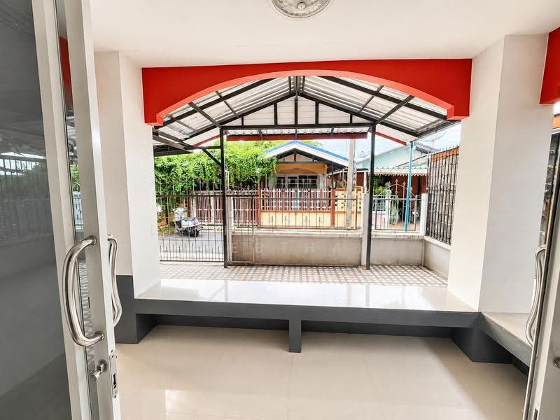 หมู่บ้านอยู่สบายพรรพี วิลล่า คลอง1, Pathum Thani, หมู่บ้านอยู่สบายดีพรรพี วิลล่า, Khlong Nung, Khlong Luang, Pathum Thani, 2 Bedrooms, 90 sqm, Single Detached House For Sale, by THE LIVING HUB, 500513440 - DDproperty.com