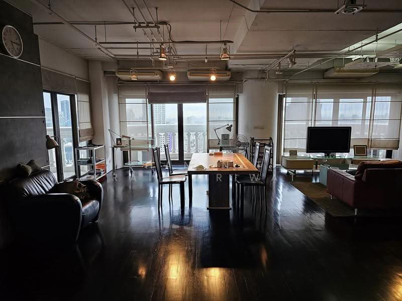 State Tower, Bangkok, 1055 Silom Road, Silom, Bang Rak, Bangkok, 2 Bedrooms, 174 sqm, Condo For Sale, by Thananit Kraikhiriwat, 500513460 - DDproperty.com