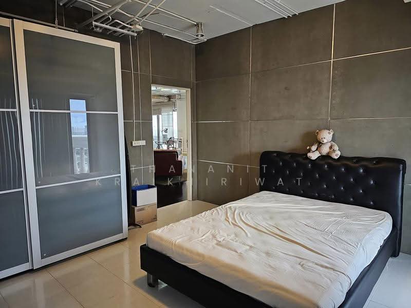 State Tower, Bangkok, 1055 Silom Road, Silom, Bang Rak, Bangkok, 2 Bedrooms, 174 sqm, Condo For Sale, by Thananit Kraikhiriwat, 500513460 - DDproperty.com