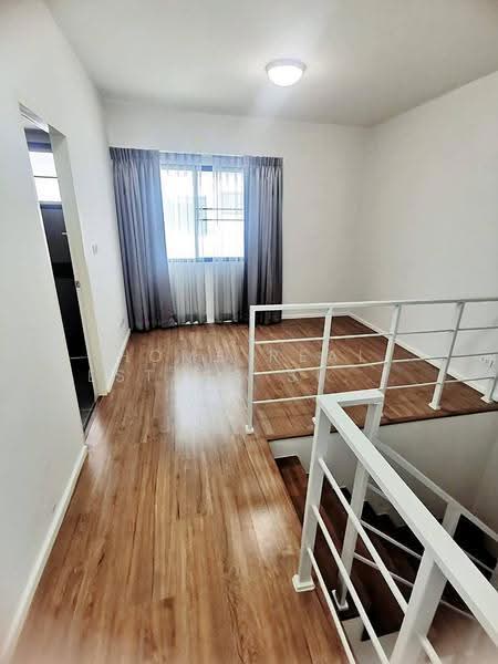 Baan Klang Muang Pinklao - Charan, Bangkok, along the expressway Si Rat Road-Outer Ring Road, Bang O, Bang Phlat, Bangkok, 3 Bedrooms, 145 sqm, Townhouse For Sale, by HOME Real Estate Service, 500513487 - DDproperty.com