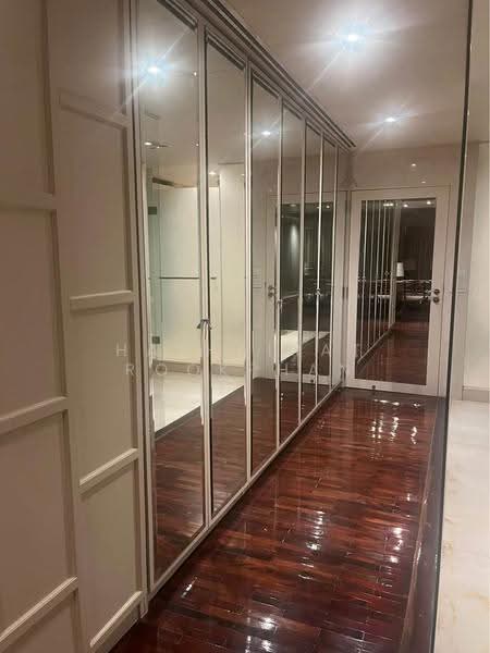 State Tower, Bangkok, 1055 Silom Road, Silom, Bang Rak, Bangkok, 2 Bedrooms, 268 sqm, Condo For Rent, by Hathairat Rookphan, 500513492 - DDproperty.com