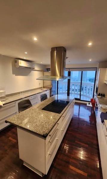 State Tower, Bangkok, 1055 Silom Road, Silom, Bang Rak, Bangkok, 2 Bedrooms, 268 sqm, Condo For Rent, by Hathairat Rookphan, 500513492 - DDproperty.com
