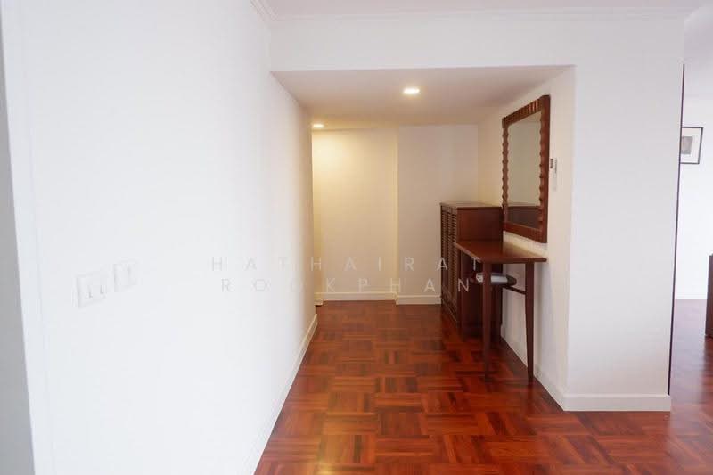 Omni Tower Sukhumvit Nana, Bangkok, 69 Sukhumvit 4 Alley, Khlong Toei, Bangkok, 2 Bedrooms, 132 sqm, Condo For Rent, by Hathairat Rookphan, 500513499 - DDproperty.com