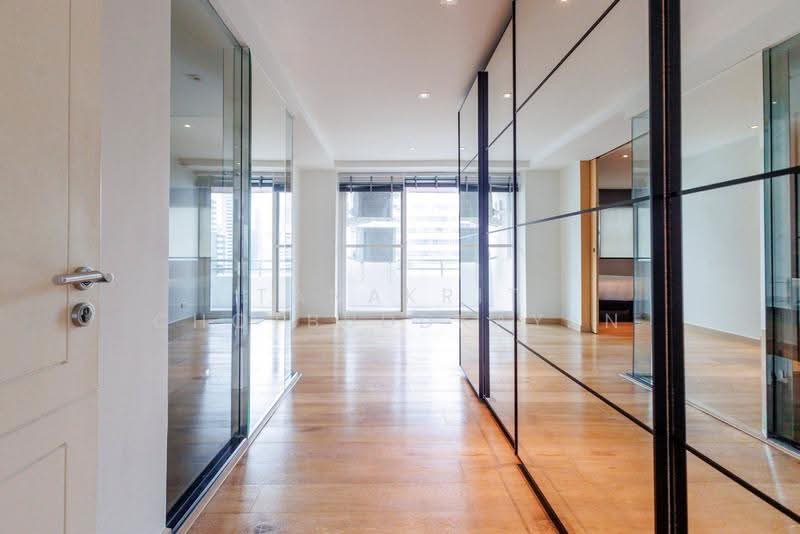 Wattana Heights, Bangkok, Sukhumvit Road, Khlongtoei Nua, Watthana, Bangkok, 3 Bedrooms, 336 sqm, Condo For Sale, by Tanakrit Chotbuddkayan, 500513515 - DDproperty.com