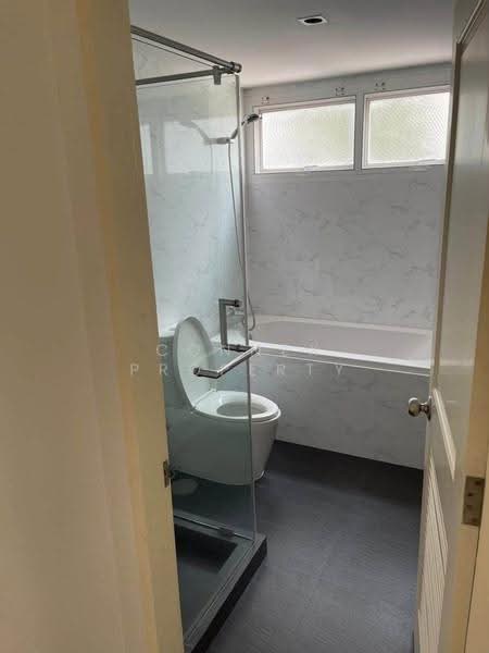 Serene Place Sukhumvit 24, Bangkok, 9 Soi Sukhumvit 24, Sukhumvit Road, Khong Tan, Khlong Toei, Bangkok, 2 Bedrooms, 109 sqm, Condo For Sale, by Connex Property, 500513519 - DDproperty.com
