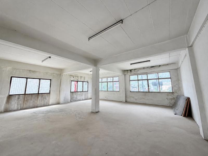 อาคารพาณิชย์ 3.5 ชั้น เอกชัย 72, Bangkok, ซอยเอกชัย72, Bang Bon, Bangkok, 3 Bedrooms, 640 sqm, Townhouse For Sale, by THE LIVING HUB, 500513524 - DDproperty.com