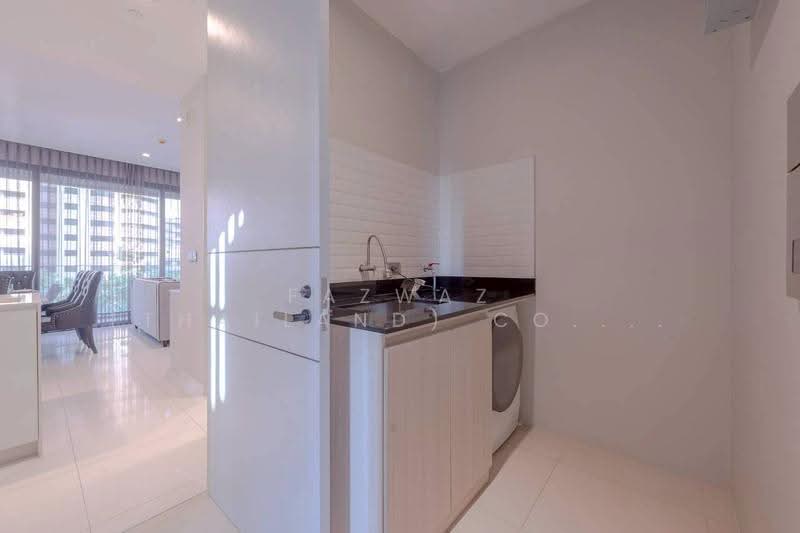 Vittorio 39, Bangkok, 8 Sukhumvit, Khlong Tan Nua, Watthana, Bangkok, 2 Bedrooms, 127 sqm, Condo For Sale, by Fazwaz (Thailand) Co., Ltd., 500513529 - DDproperty.com